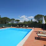 Dom wakacyjny Cozy With Pool *