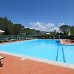 Cozy With Pool *