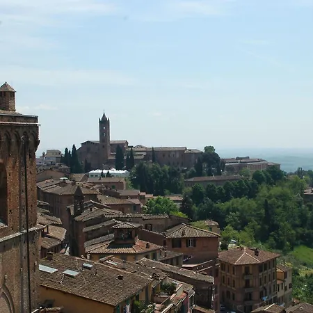 Dom wakacyjny Cozy With Pool Arezzo