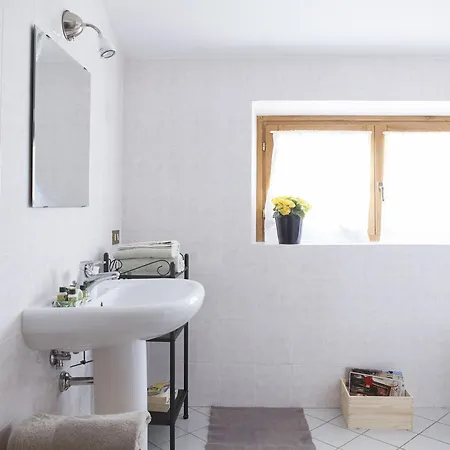 Cozy With Pool Σπίτι διακοπών